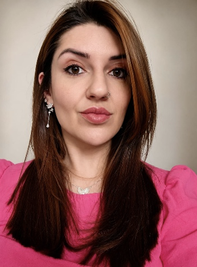 Aline Cristina Gavioli — CRP 06/164909 — Psicóloga Especialista Empresarial — RN 1 · Clínica Confortável Mente
